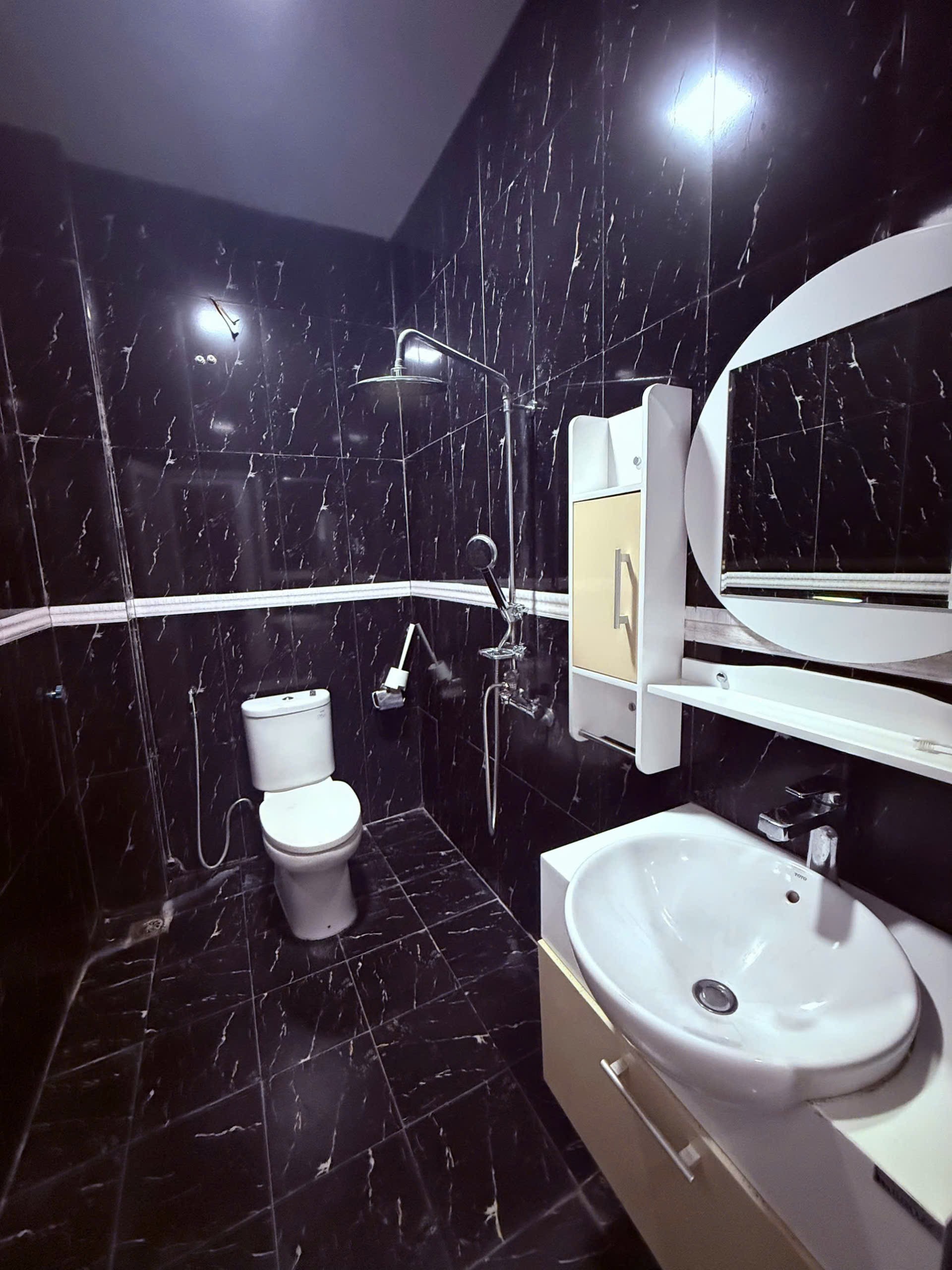 Nhà 3 tầng 4.6 tỷ phố Ngô Kính Thần, trung tâm Vĩnh Yên  — ảnh 4
